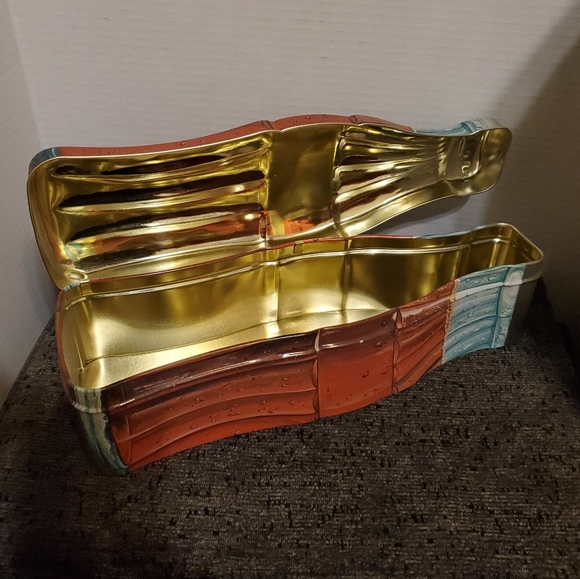 Vintage Coca Cola Coke Bottle Collectible Metal Tin - Picture 2 of 5